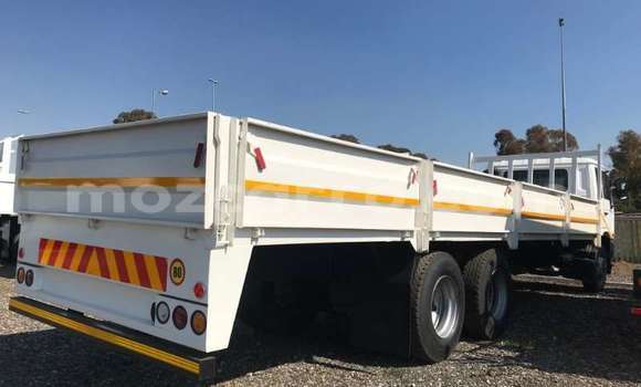 Buy Used Nissan UD White Truck in Maputo in Maputo Buy Used Nissan UD White Truck in Maputo in Maputo