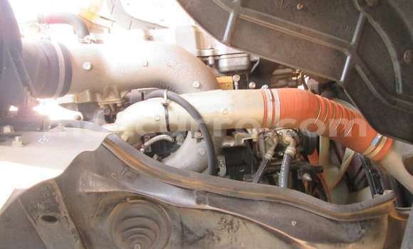 Buy Used Mitsubishi Canter White Truck in Inhambane in Inhambane Buy Used Mitsubishi Canter White Truck in Inhambane in Inhambane