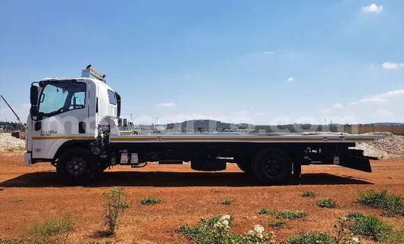 Buy Used Isuzu FTR 850 White Truck in Inhambane in Inhambane Buy Used Isuzu FTR 850 White Truck in Inhambane in Inhambane