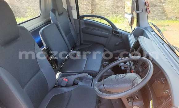 Buy Used Isuzu FTR 850 White Truck in Inhambane in Inhambane Buy Used Isuzu FTR 850 White Truck in Inhambane in Inhambane