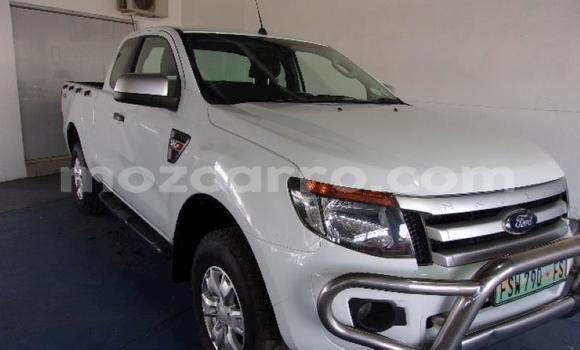 Tenga Tsaru Ford Ranger Chena Mota in Maputo in Maputo