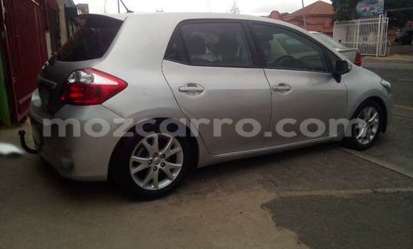 Comprar Usado Toyota Auris Prata Carro em Maputo em Maputo Comprar Usado Toyota Auris Prata Carro em Maputo em Maputo