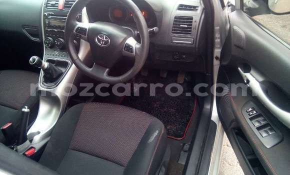 Comprar Usado Toyota Auris Prata Carro em Maputo em Maputo Comprar Usado Toyota Auris Prata Carro em Maputo em Maputo