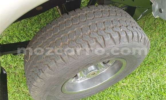 Comprar Usado Mitsubishi Colt Prata Carro em Maputo em Maputo Comprar Usado Mitsubishi Colt Prata Carro em Maputo em Maputo