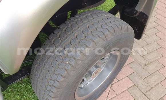 Comprar Usado Mitsubishi Colt Prata Carro em Maputo em Maputo Comprar Usado Mitsubishi Colt Prata Carro em Maputo em Maputo