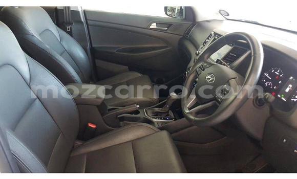Comprar Usado Hyundai Tucson Branco Carro em Mutarara em Tete Comprar Usado Hyundai Tucson Branco Carro em Mutarara em Tete