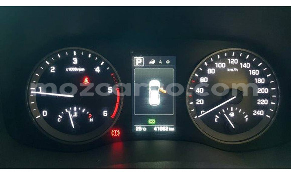 Comprar Usado Hyundai Tucson Branco Carro em Mutarara em Tete Comprar Usado Hyundai Tucson Branco Carro em Mutarara em Tete