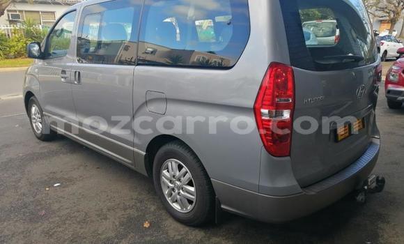 Comprar Usado Hyundai H1 Prata Carro em Maputo em Maputo Comprar Usado Hyundai H1 Prata Carro em Maputo em Maputo