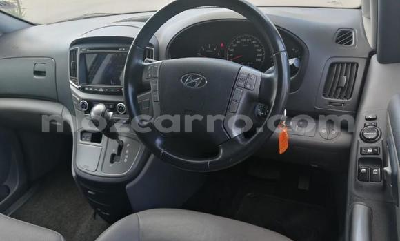 Comprar Usado Hyundai H1 Prata Carro em Maputo em Maputo Comprar Usado Hyundai H1 Prata Carro em Maputo em Maputo