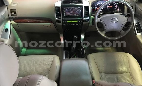 Comprar Usado Toyota Land Cruiser Prado Branco Carro em Beira em Sofala Comprar Usado Toyota Land Cruiser Prado Branco Carro em Beira em Sofala