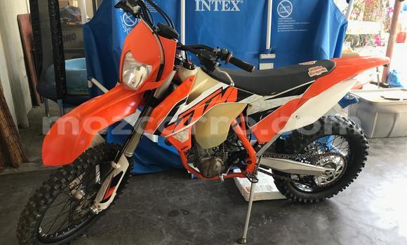 Comprar Usado KTM EXC Vermelho Moto em Pemba em Cabo Delgado Comprar Usado KTM EXC Vermelho Moto em Pemba em Cabo Delgado