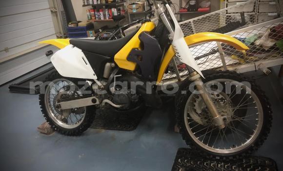 Comprar Usado Suzuki RM De outros Moto em Cuamba em Niassa