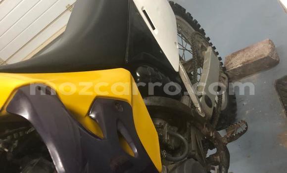 Comprar Usado Suzuki RM De outros Moto em Cuamba em Niassa Comprar Usado Suzuki RM De outros Moto em Cuamba em Niassa