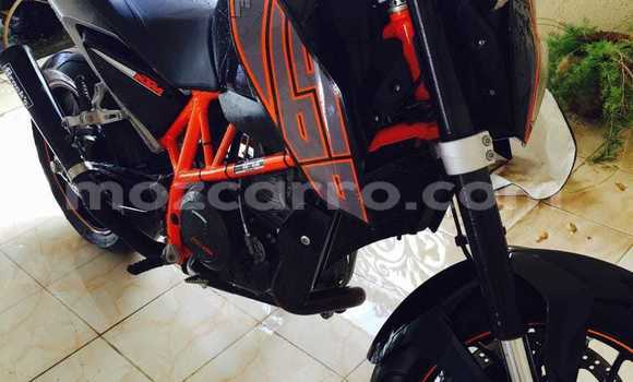 Comprar Usado KTM Duke Vermelho Moto em Pemba em Cabo Delgado