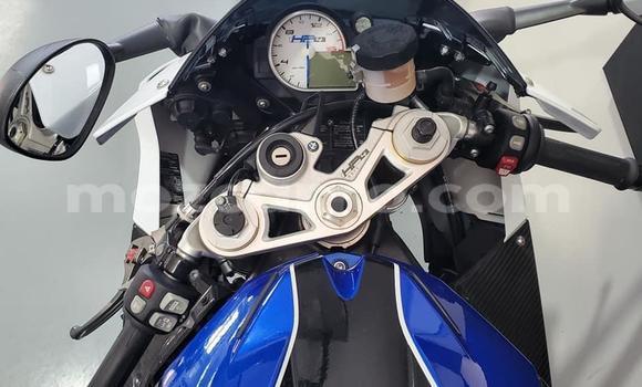 Comprar Usado BMW HP Azul Moto em Pemba em Cabo Delgado Comprar Usado BMW HP Azul Moto em Pemba em Cabo Delgado