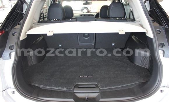 Comprar Usado Nissan X-Trail Prata Carro em Gilé em Zambezia Comprar Usado Nissan X-Trail Prata Carro em Gilé em Zambezia