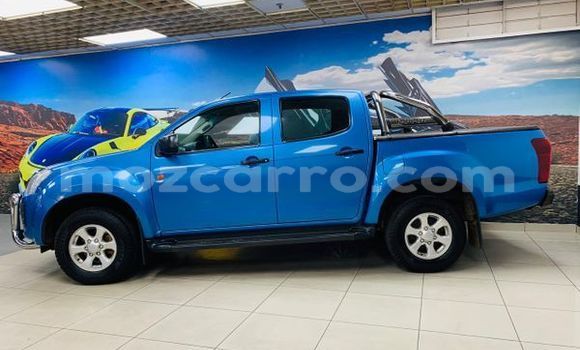 Buy Used Isuzu KB Blue Car in Beira in Sofala Buy Used Isuzu KB Blue Car in Beira in Sofala