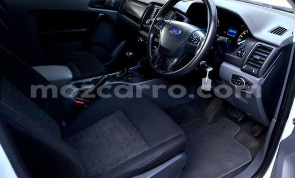 Comprar Usado Ford Ranger Branco Carro em Beira em Sofala Comprar Usado Ford Ranger Branco Carro em Beira em Sofala