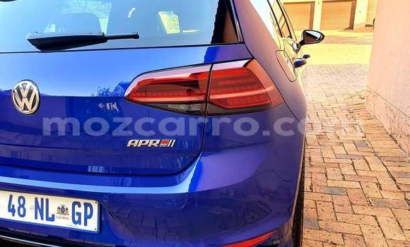 Comprar Usado Volkswagen Golf R Azul Carro em Beira em Sofala Comprar Usado Volkswagen Golf R Azul Carro em Beira em Sofala
