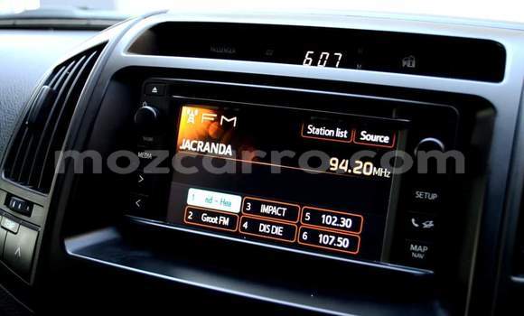 Comprar Usado Toyota Land Cruiser Branco Carro em Beira em Sofala Comprar Usado Toyota Land Cruiser Branco Carro em Beira em Sofala
