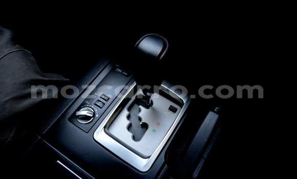 Comprar Usado Toyota Land Cruiser Branco Carro em Beira em Sofala Comprar Usado Toyota Land Cruiser Branco Carro em Beira em Sofala