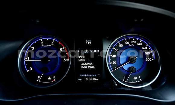 Comprar Usado Toyota Hilux Branco Carro em Beira em Sofala Comprar Usado Toyota Hilux Branco Carro em Beira em Sofala