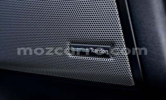 Comprar Usado Land Rover Discovery Branco Carro em Maputo em Maputo Comprar Usado Land Rover Discovery Branco Carro em Maputo em Maputo