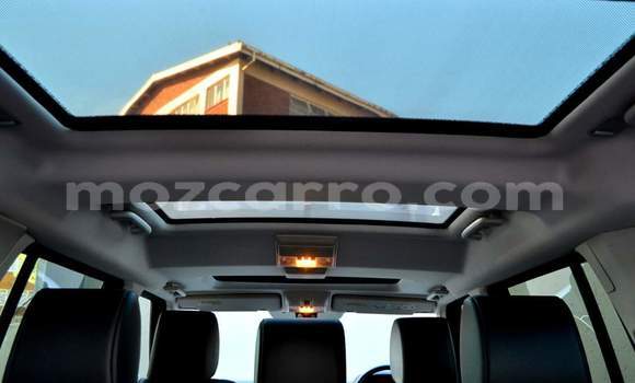 Comprar Usado Land Rover Discovery Branco Carro em Maputo em Maputo Comprar Usado Land Rover Discovery Branco Carro em Maputo em Maputo