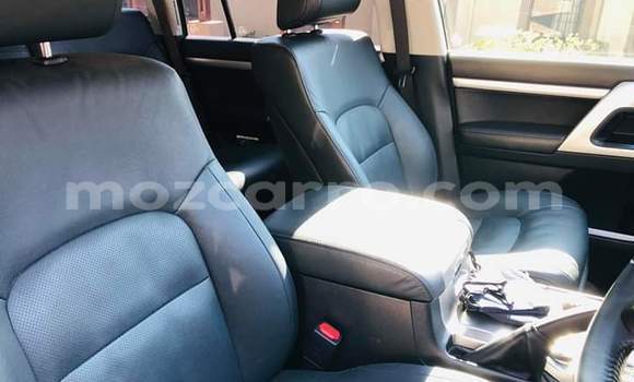 Comprar Usado Toyota Land Cruiser Branco Carro em Maputo em Maputo Comprar Usado Toyota Land Cruiser Branco Carro em Maputo em Maputo