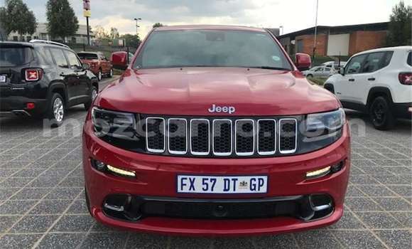 Comprar Usado Jeep Grand Cherokee SRT8 Vermelho Carro em Mutarara em Tete