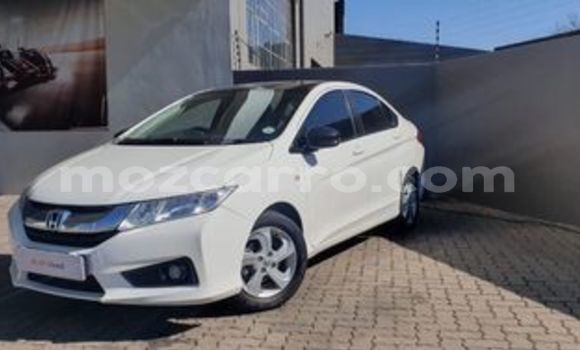 Tenga Tsaru Honda Ballade Tsvuku Mota in Beira in Sofala Tenga Tsaru Honda Ballade Tsvuku Mota in Beira in Sofala