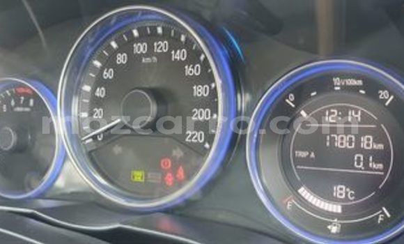 Tenga Tsaru Honda Ballade Tsvuku Mota in Beira in Sofala Tenga Tsaru Honda Ballade Tsvuku Mota in Beira in Sofala