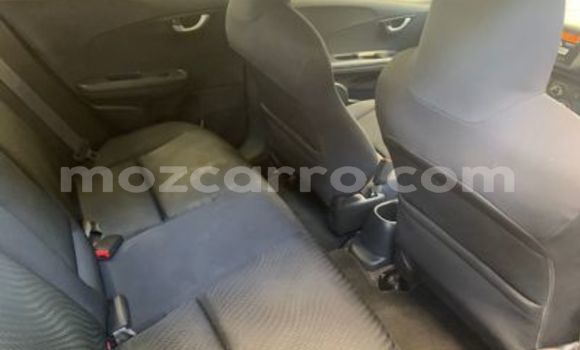 Nunua Ilio tumika Honda Brio Fedha Gari ndani ya Beira nchini Sofala Nunua Ilio tumika Honda Brio Fedha Gari ndani ya Beira nchini Sofala