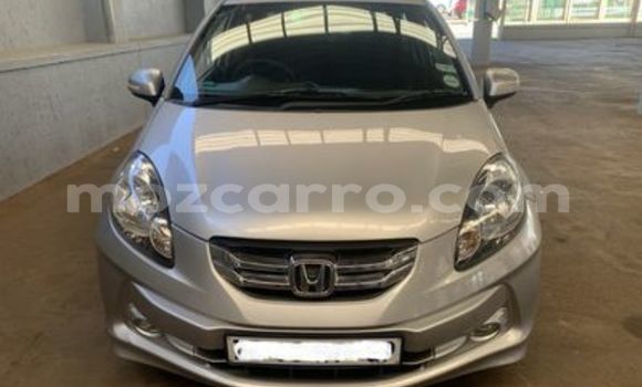 Nunua Ilio tumika Honda Brio Fedha Gari ndani ya Beira nchini Sofala Nunua Ilio tumika Honda Brio Fedha Gari ndani ya Beira nchini Sofala