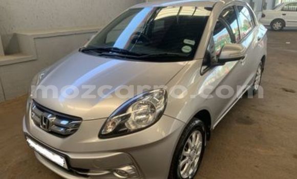 Nunua Ilio tumika Honda Brio Fedha Gari ndani ya Beira nchini Sofala Nunua Ilio tumika Honda Brio Fedha Gari ndani ya Beira nchini Sofala