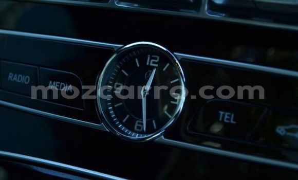 Comprar Usado Mercedes‒Benz CLA-klasse AMG Branco Carro em Maputo em Maputo Comprar Usado Mercedes‒Benz CLA-klasse AMG Branco Carro em Maputo em Maputo