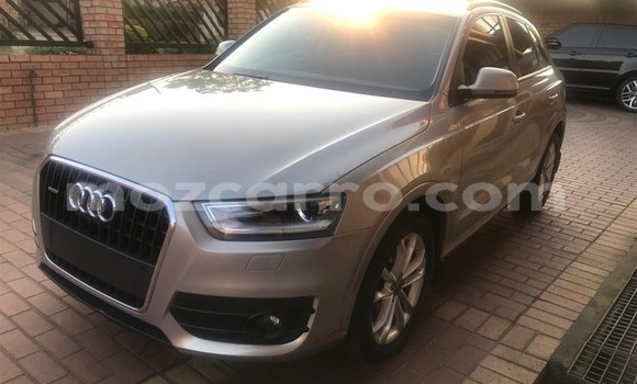 Comprar Usado Audi Q3 Prata Carro em Moçambique em Nampula Comprar Usado Audi Q3 Prata Carro em Moçambique em Nampula