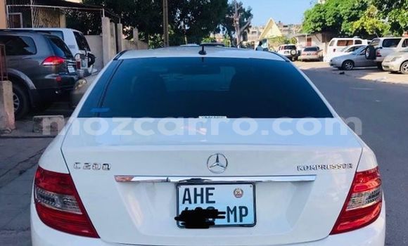 Tenga Tsaru Mercedes‒Benz C-Class Chena Mota in Ancuabe in Cabo Delgado Tenga Tsaru Mercedes‒Benz C-Class Chena Mota in Ancuabe in Cabo Delgado