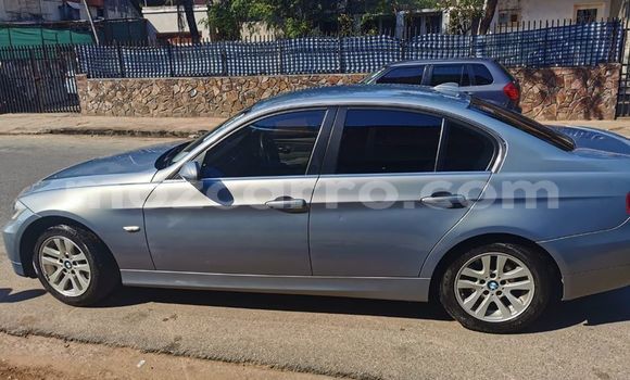 Comprar Usado BMW 3-Series De outros Carro em Ancuabe em Cabo Delgado