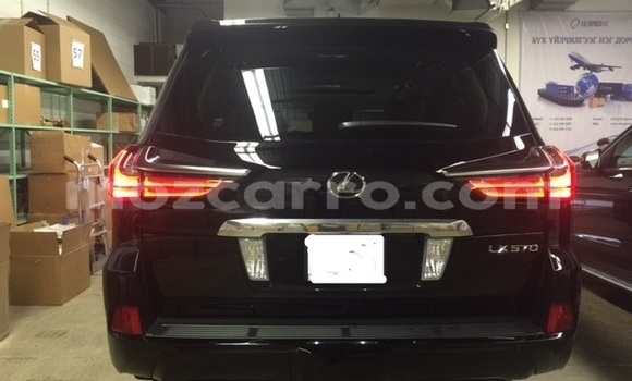 Comprar Usado Lexus LX Preto Carro em Chidenguele em Gaza