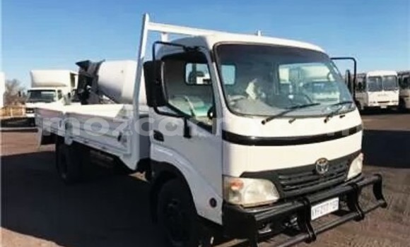Buy Used Toyota Dyna White Truck in Maputo in Maputo Buy Used Toyota Dyna White Truck in Maputo in Maputo