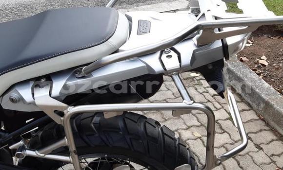 Comprar Usado BMW R1200GS Adventure Azul Moto em Maputo em Maputo Comprar Usado BMW R1200GS Adventure Azul Moto em Maputo em Maputo