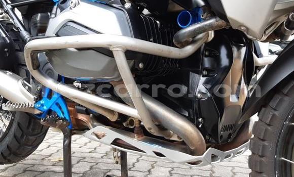 Comprar Usado BMW R1200GS Adventure Azul Moto em Maputo em Maputo Comprar Usado BMW R1200GS Adventure Azul Moto em Maputo em Maputo