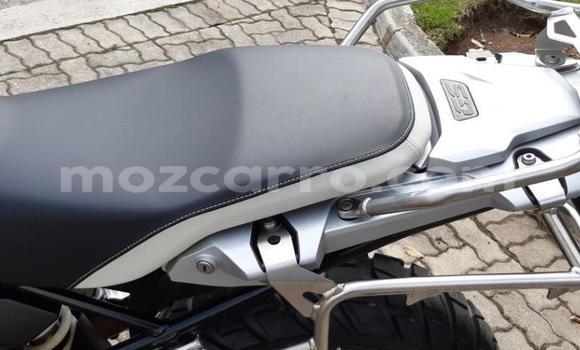 Comprar Usado BMW R1200GS Adventure Azul Moto em Maputo em Maputo Comprar Usado BMW R1200GS Adventure Azul Moto em Maputo em Maputo