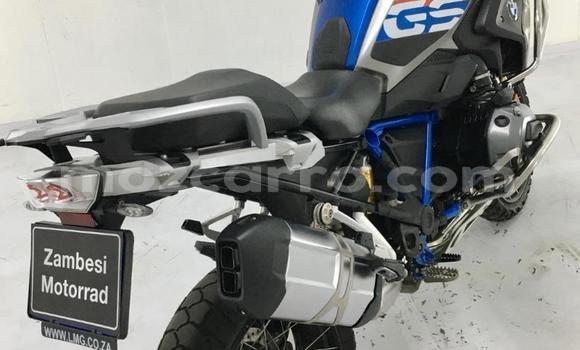 Comprar Usado BMW R 1200 Azul Moto em Maputo em Maputo Comprar Usado BMW R 1200 Azul Moto em Maputo em Maputo