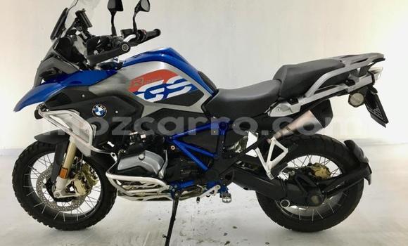 Comprar Usado BMW R 1200 Azul Moto em Maputo em Maputo Comprar Usado BMW R 1200 Azul Moto em Maputo em Maputo