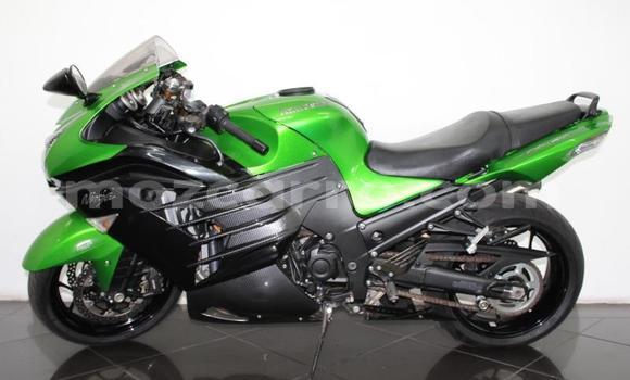 Comprar Usado Kawasaki ZZR Verde Moto em Maputo em Maputo Comprar Usado Kawasaki ZZR Verde Moto em Maputo em Maputo