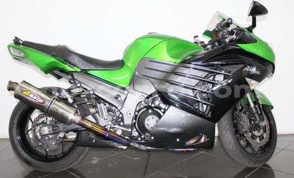 Comprar Usado Kawasaki ZZR Verde Moto em Maputo em Maputo Comprar Usado Kawasaki ZZR Verde Moto em Maputo em Maputo