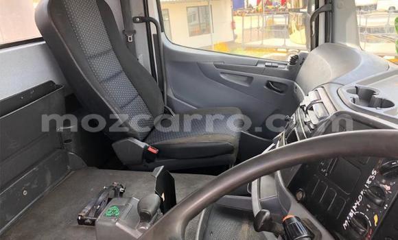 Buy Used Mercedes‒Benz 3331 White Truck in Will change in Tete Buy Used Mercedes‒Benz 3331 White Truck in Will change in Tete