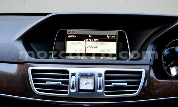 Comprar Usado Mercedes‒Benz E-Class Branco Carro em Maputo em Maputo Comprar Usado Mercedes‒Benz E-Class Branco Carro em Maputo em Maputo